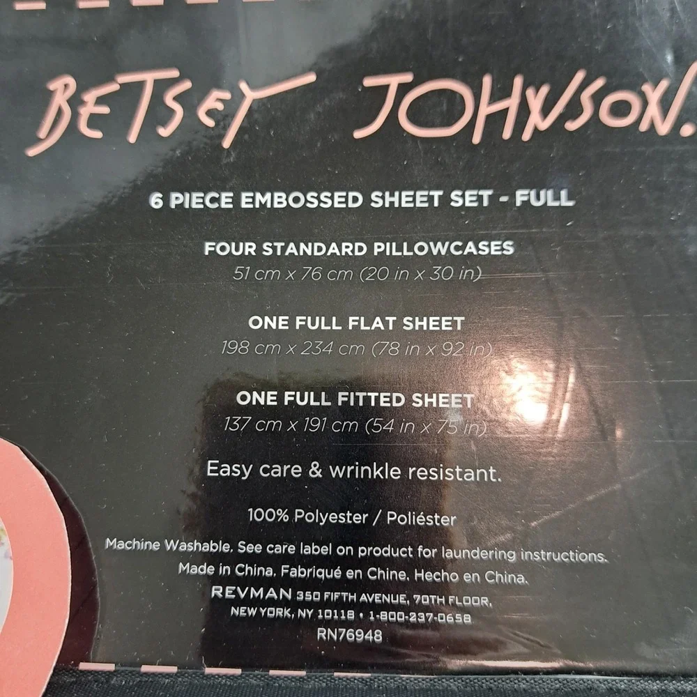 Betsey Johnson Full 6 Piece Embossed Sheet Set Pink Includes‎ Bonus Pillowcases
